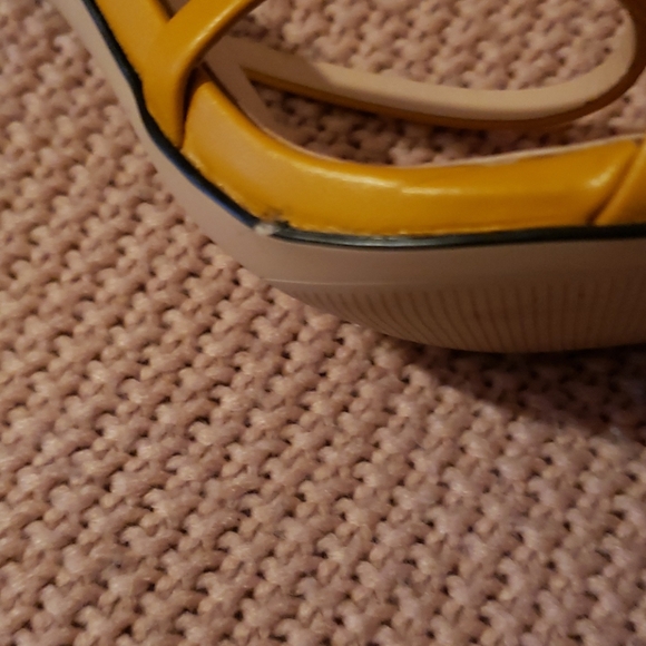 Heels - Picture 7 of 8